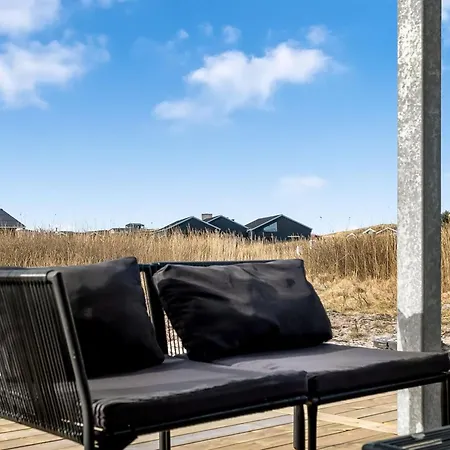 度假居 Jouni - 200m From The Sea By Interhome *