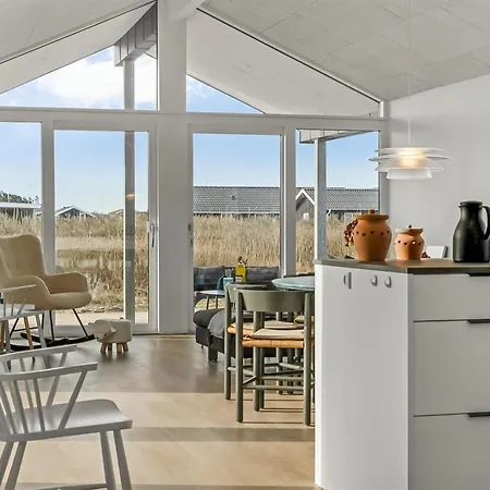 Jouni - 200m From The Sea By Interhome 度假居 *